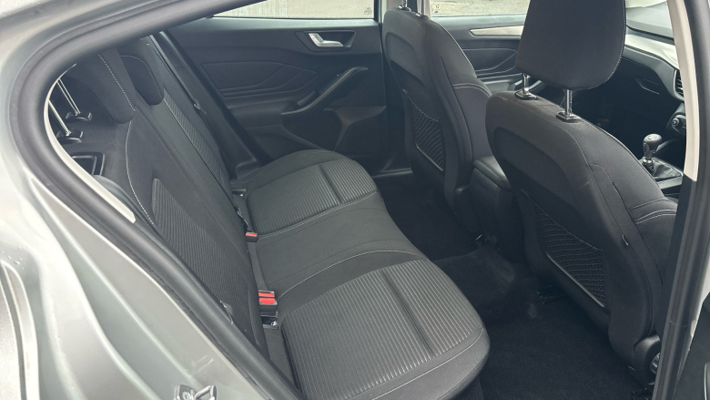 Ford Focus 1.0 EcoBoost Titanium 5dr Petrol Hatchback